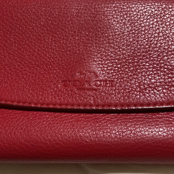EUC  Coach pebbled leather tri fold snap wallet - Picture 2 of 11